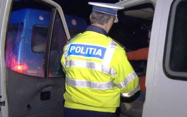 Sancţiuni în valoare totală de peste 52.000 lei aplicate de poliţiştii botoşăneni în zilele de Crăciun