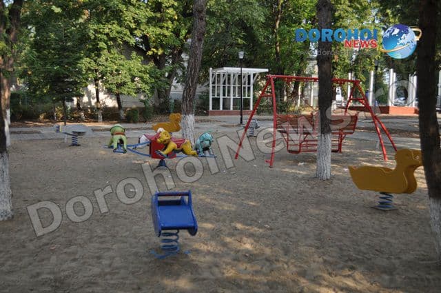 Dorohoi parc primarie 06