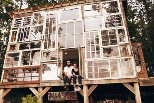 Casa din gunoaie_4