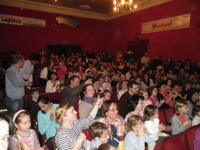 Teatrul Vasilache Botosani (3)