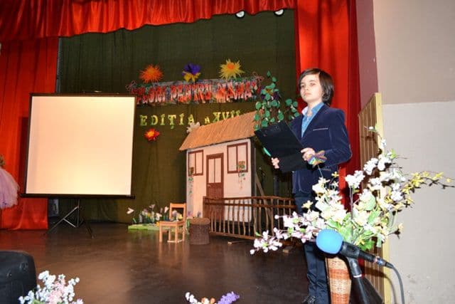 Flori pentru mama 2015_05