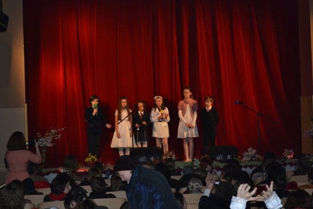 Flori pentru mama 2015_18