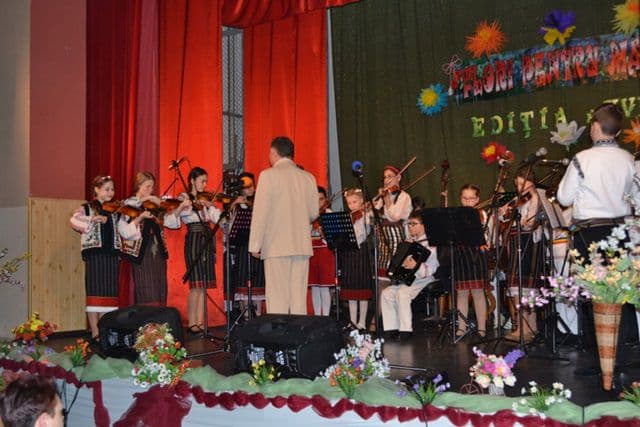 Flori pentru mama 2015_21