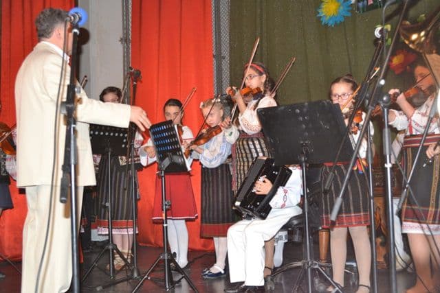 Flori pentru mama 2015_22