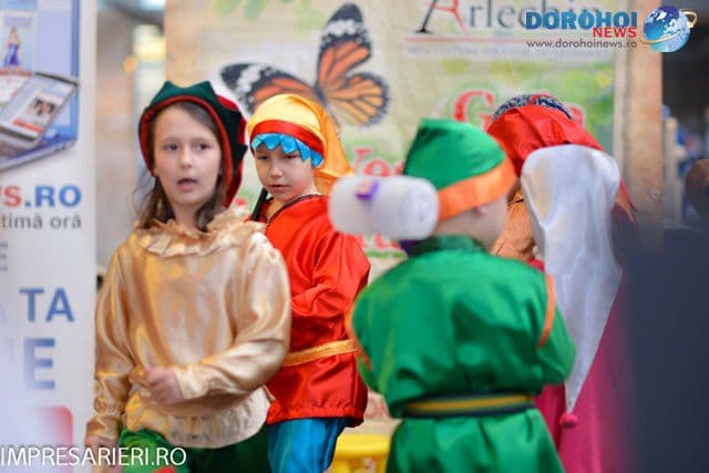 Gala Vedetelor de Martisor - Clubul ARLECHIN - Botosani Shopping Center FOTO - 2015 (71 of 359)
