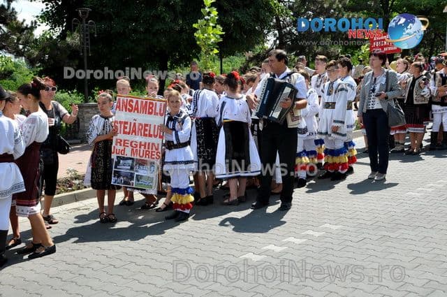 Parada Mugurelul 012