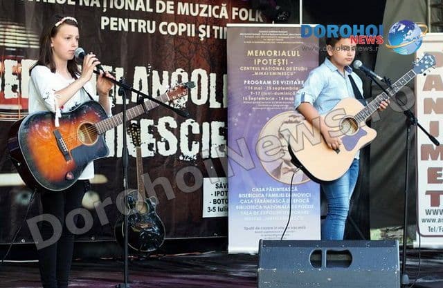 Festivalul National de Muzica Folk11