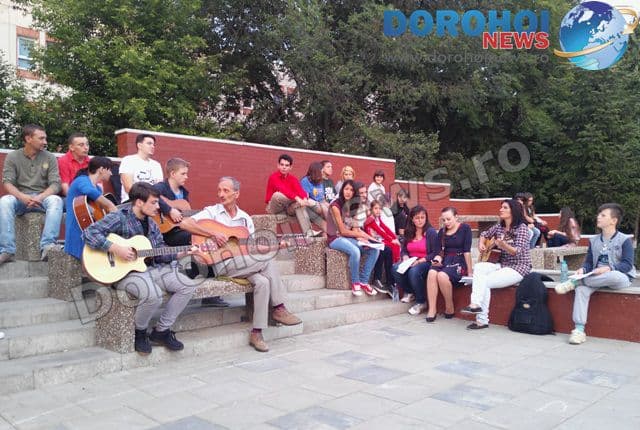 Seara de folk Parcul Cholet Dorohoi 05