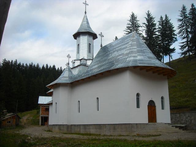biserica_chiriteni