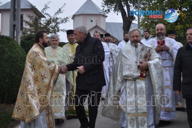 Slujba de re-sfintire Biserica Trestiana, Dorohoi_02