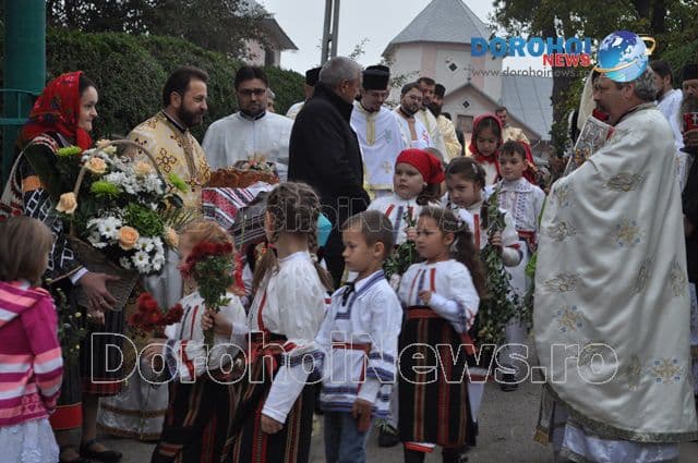Slujba de re-sfintire Biserica Trestiana, Dorohoi_07