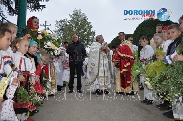 Slujba de re-sfintire Biserica Trestiana, Dorohoi_10
