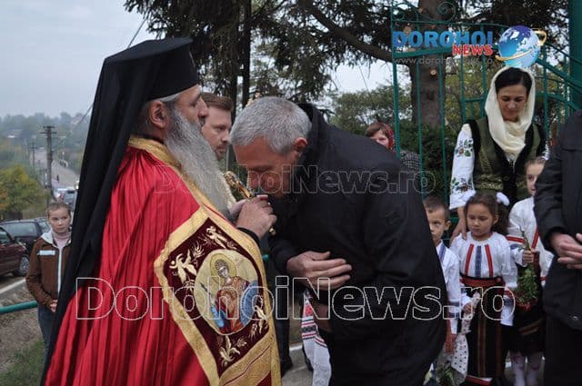 Slujba de re-sfintire Biserica Trestiana, Dorohoi_15