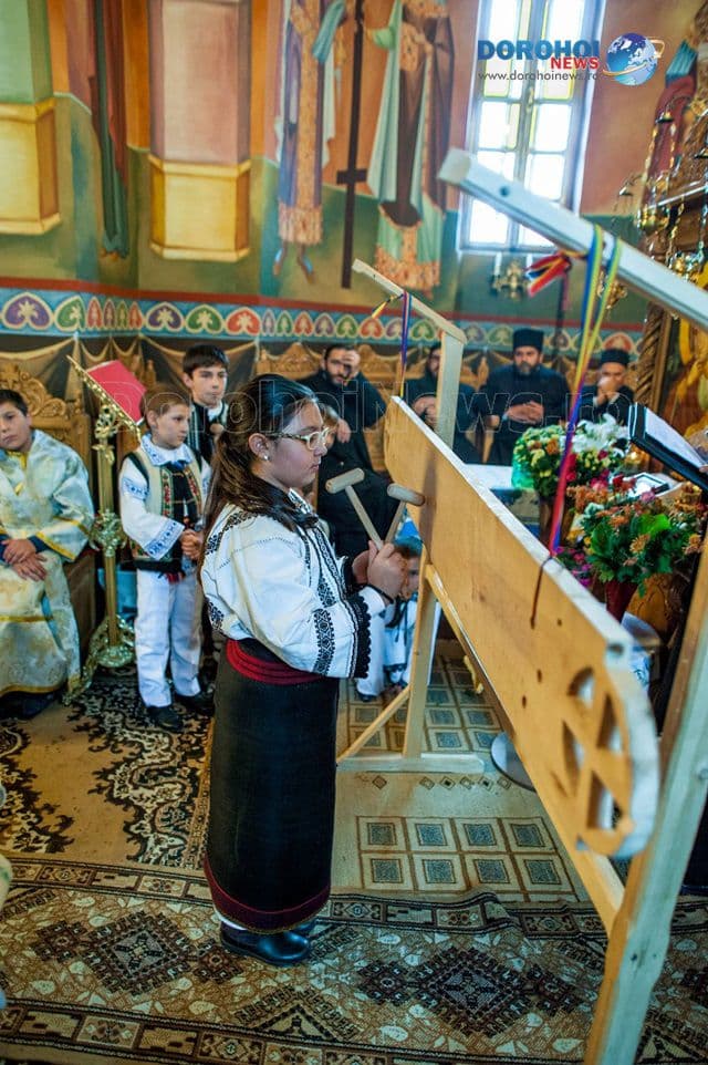 Rasuna toaca la Smardan_05