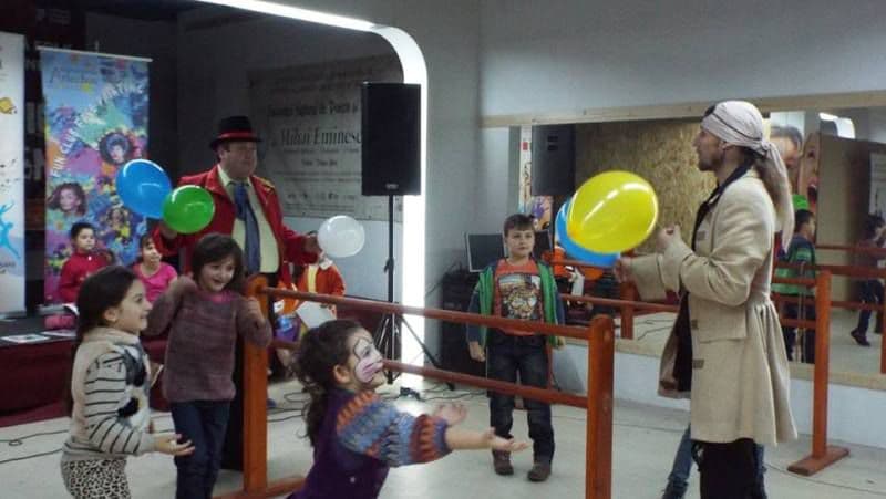 profesorul de joaca - clubul arlechin - botosani shopping center 10