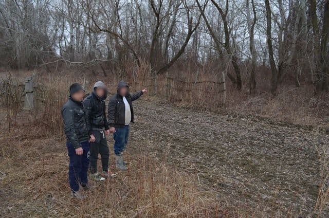 igări de contrabandă confiscate de poliţiştii de frontieră (2)