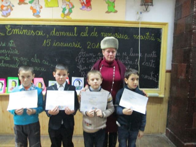coala Gimnazială Dimitrie Pompeiu Broscăuţi (3)