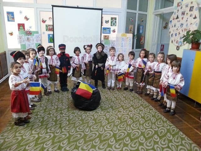 Ziua Unirii sarbatorita la Grădinita nr.6 Dorohoi _06