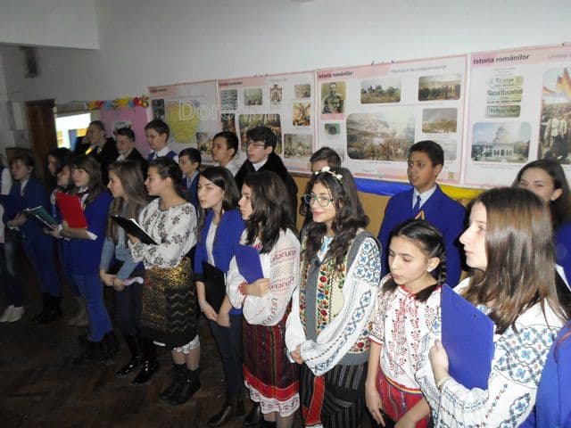 24 ianuarie Scoala Kogalniceanu Dorohoi_07