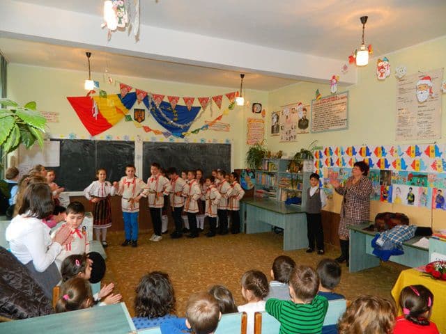 Scoala Gimnaziala Al. I. Cuza Dorohoi08