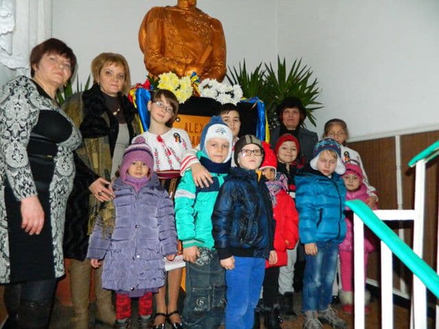 Scoala Gimnaziala Al. I. Cuza Dorohoi12