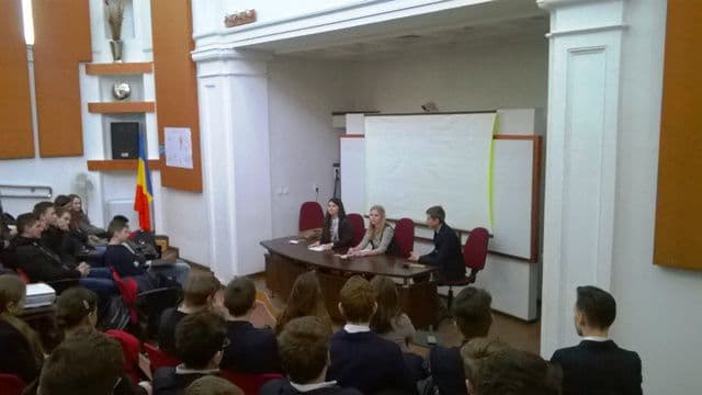 Colegiul National Grigore Ghica - generatia facebook (2)
