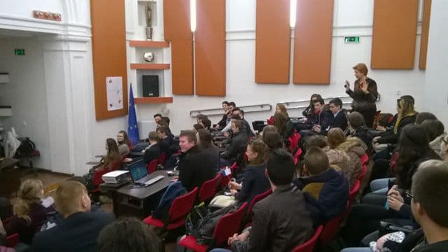 Colegiul National Grigore Ghica - generatia facebook (4)