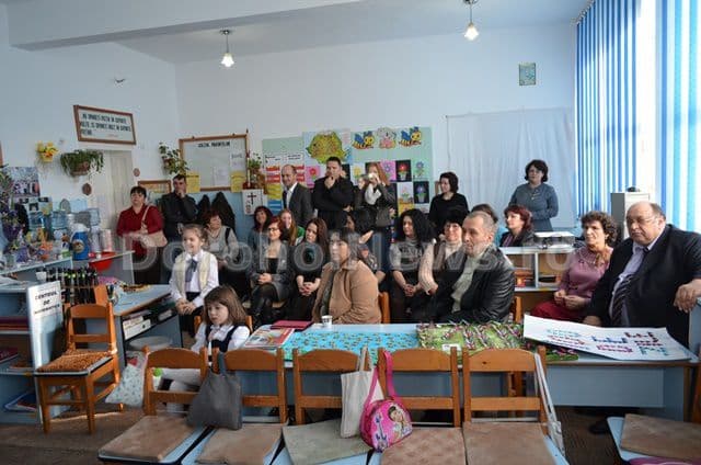 Scoala Gimnaziala A.I. Cuza Dorohoi - 100 ZILE DE SCOALA_11