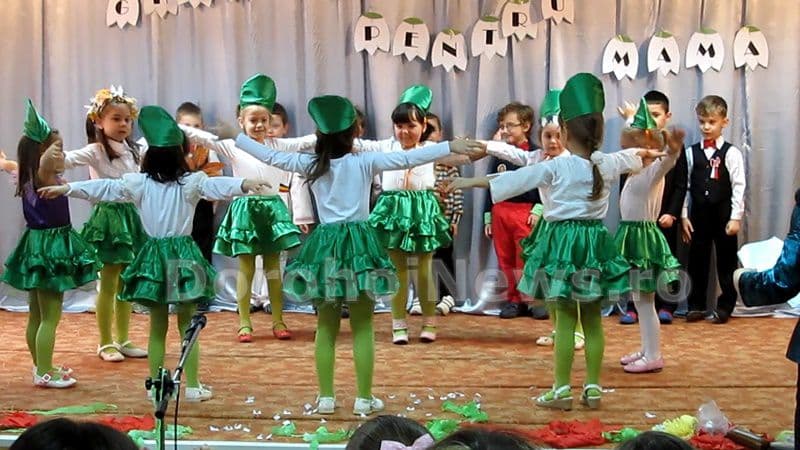 Gradinita Nr. 9 Dorohoi - Ganduri pentru MAMA_06