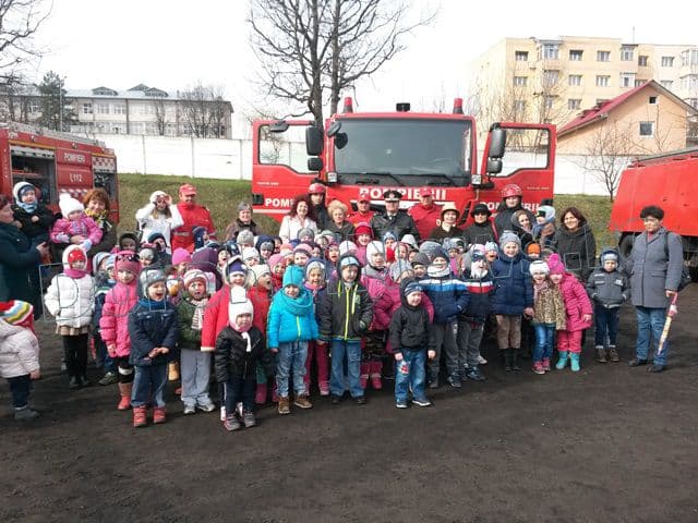 Scoala altfel 2015 la pompierii dorohoieni_05