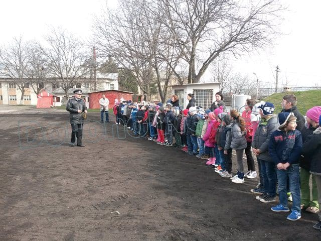 Scoala altfel 2015 la pompierii dorohoieni_06