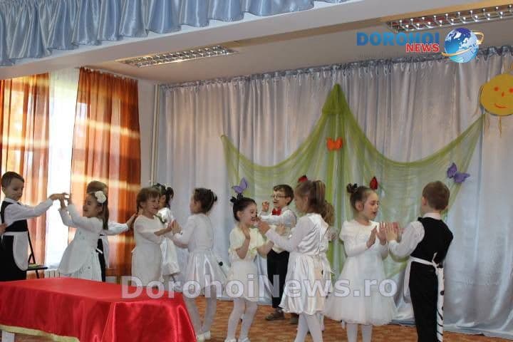 Gradinita Nr.9 Dorohoi - Parfum de primavara_09