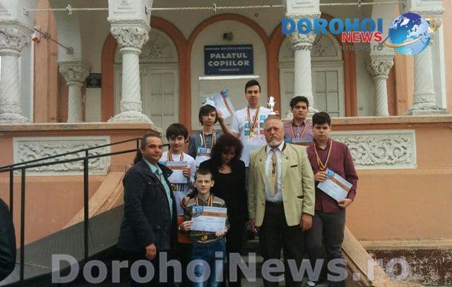 Echipa de robotica Palatul Copiilor Botosani (3)