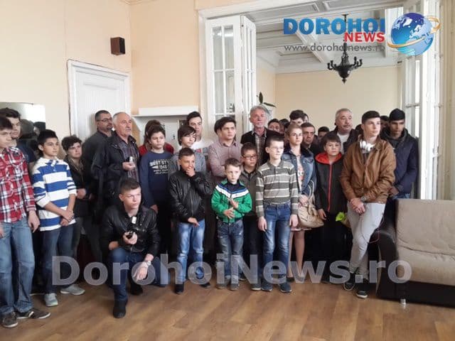 Echipa de robotica Palatul Copiilor Botosani  (5)