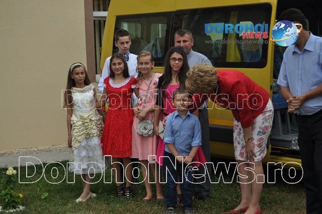 Mihaela Hunca_microbuze scolare_003