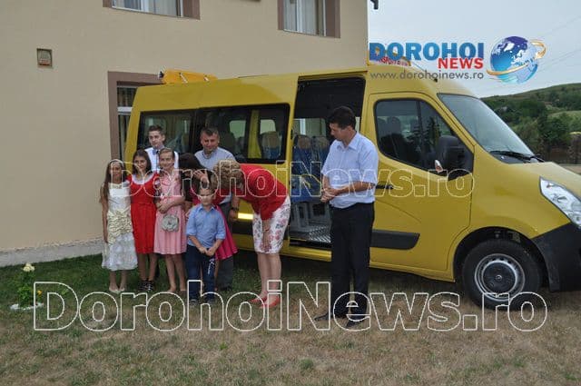 Mihaela Hunca_microbuze scolare_004