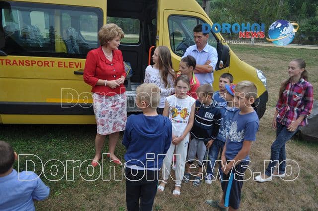 Mihaela Hunca_microbuze scolare_010