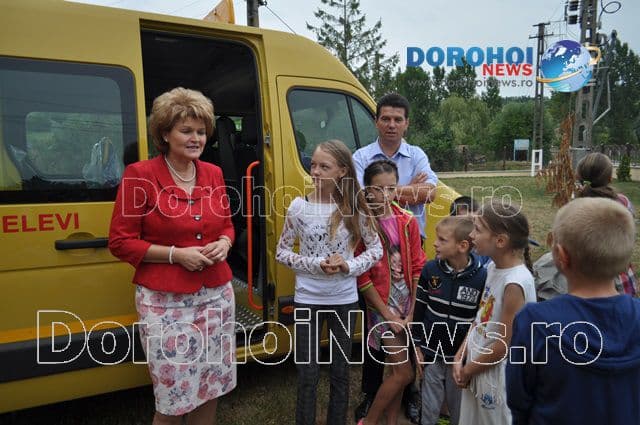 Mihaela Hunca_microbuze scolare_011