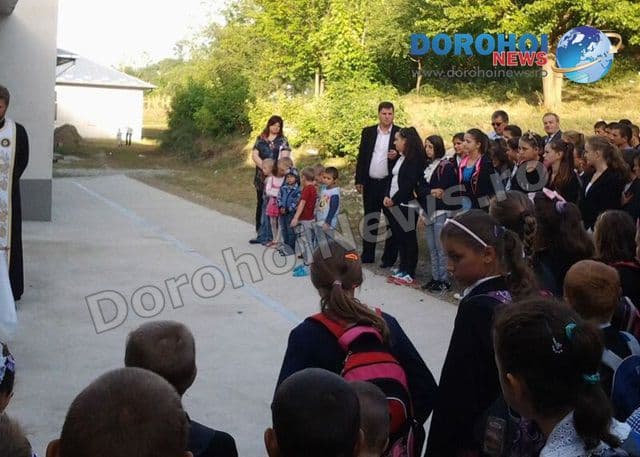Scoala Corlateni 15