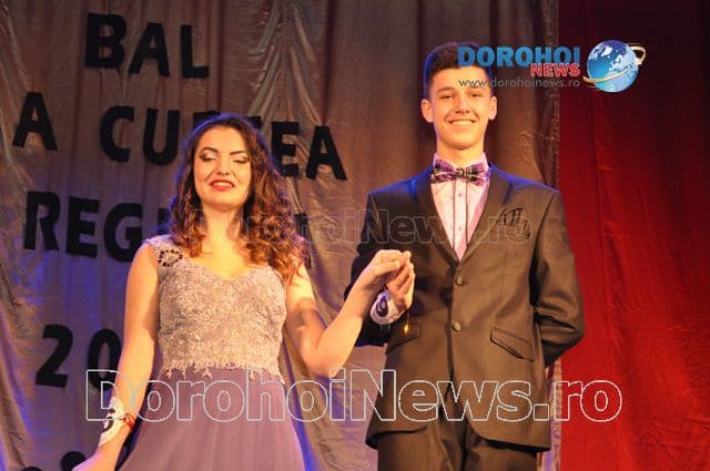 Balul Bobocilor Regina Maria 2015_07