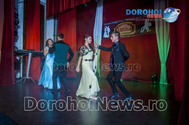 Balul Bobocilor Seminar Dorohoi_13