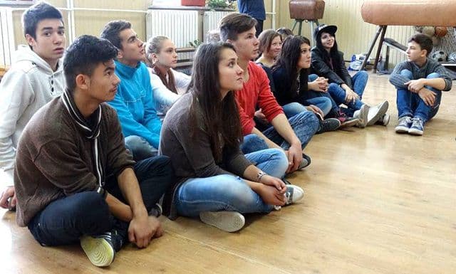 Balul Bobocilor Al. Vlahuta Sendriceni 01