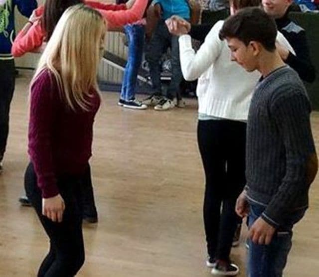 Balul Bobocilor Al. Vlahuta Sendriceni 08