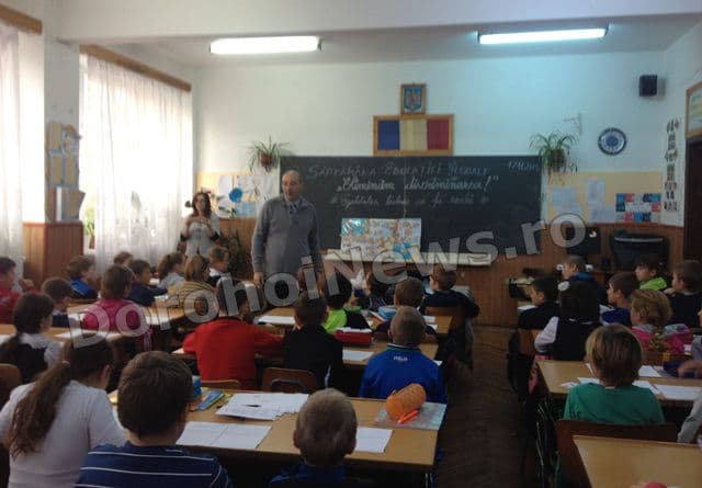 toti suntem egali 03