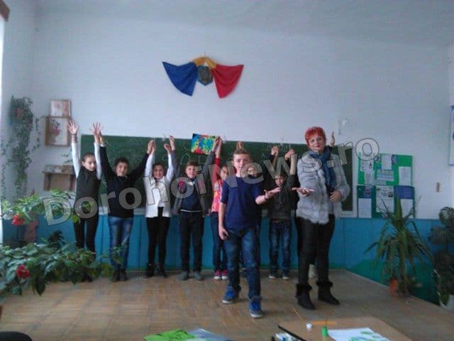 toti suntem egali 12