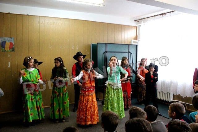 Scoala Ioan Murariu Cristinesti 03
