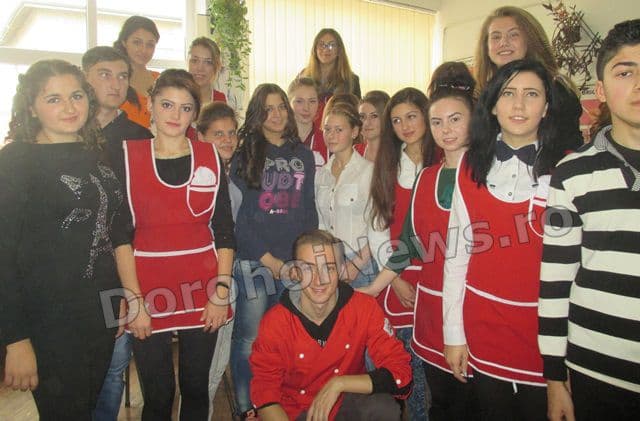 activitate Liceul Regina Maria 05