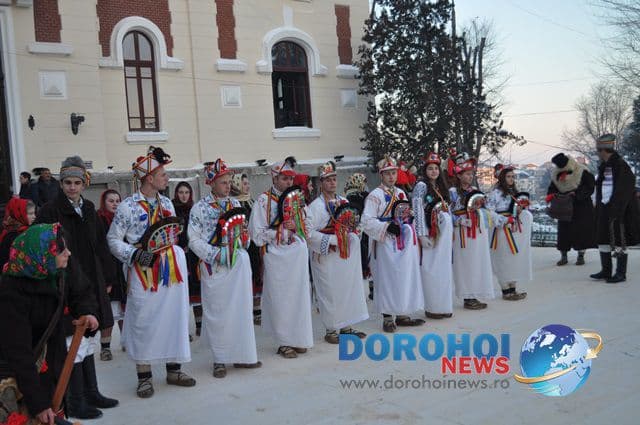 Banda Cordareanca_Formatii de datini si obiceiuri 31 decembrie 2014_10