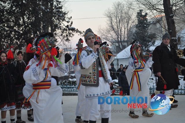 Banda Cordareanca_Formatii de datini si obiceiuri 31 decembrie 2014_13