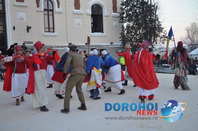 Banda Ghilia_Formatii de datini si obiceiuri 31 decembrie 2014_05
